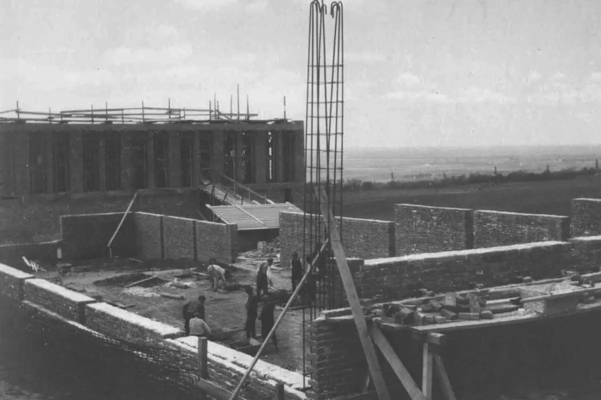 Avala Film Construction